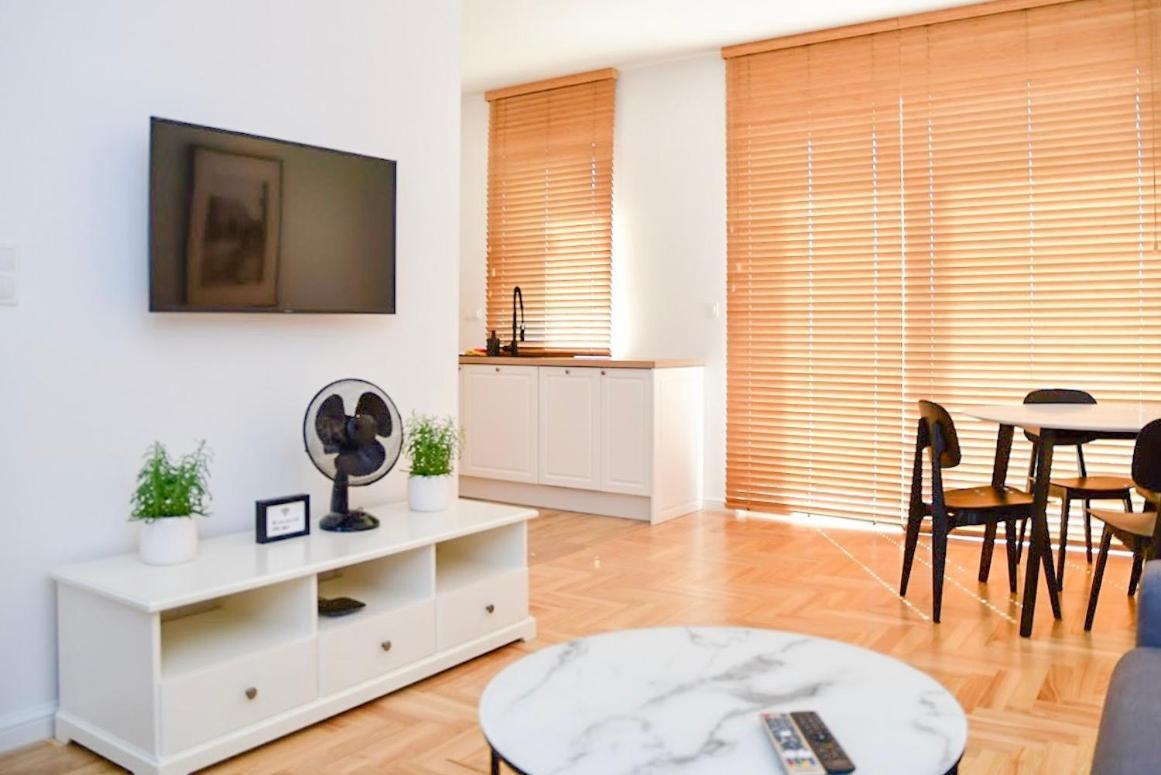 Apartament Lekka Apartment Warsaw Ngoại thất bức ảnh